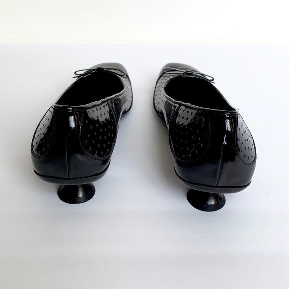 PRADA Black Patent Leather Dot Shoes - Picture 4 of 6